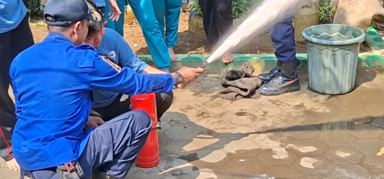 Mitigasi Bencana Bersama Pemadam Kebakaran Kabupaten Batang